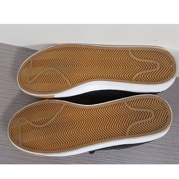 Nike Match Classic Premium Sneakers, Black Textured Leather, Womens Size 9.5 - Picture 9 of 10